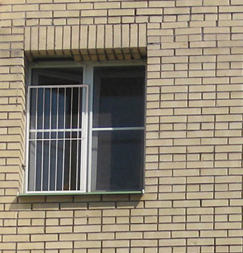 Детский замок на пластиковое окно - Установка решетки на окна